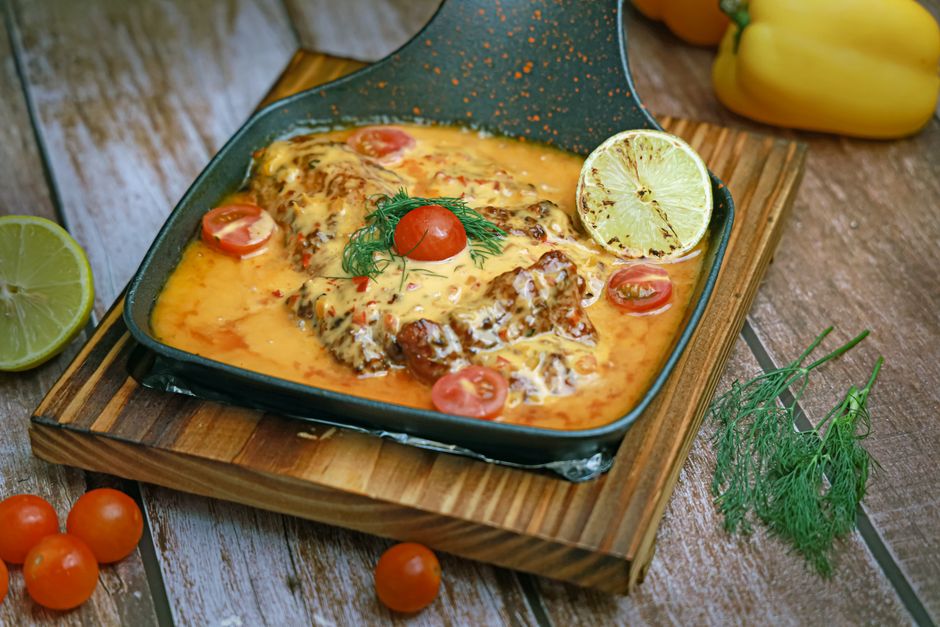 turkey breast sliced skillet creamy sauce