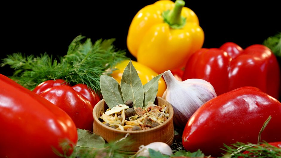 canned beef stew ingredients paprika vegetables
