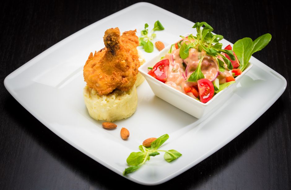 chicken liver mashed potatoes fried onions plate