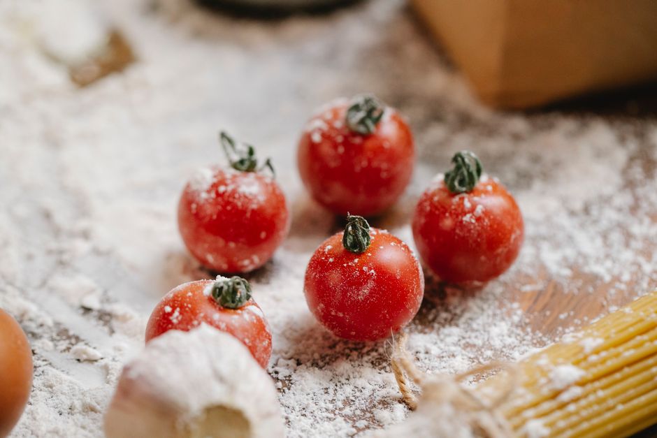 cod fillet tomato sauce garlic ingredients
